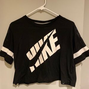 Nike Crop with mesh sleeves